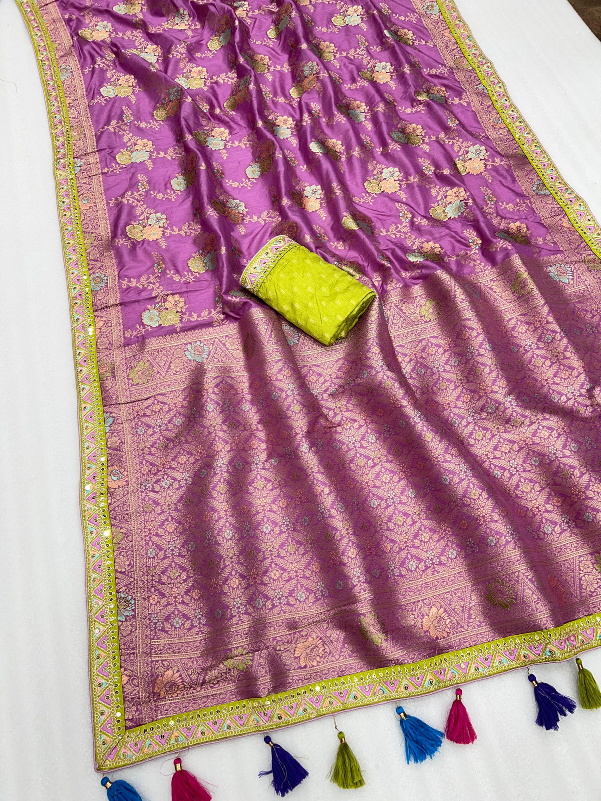Wedding Wear Dolla Silk Zari Weaving Embroidered Sequence Work Saree Blouse