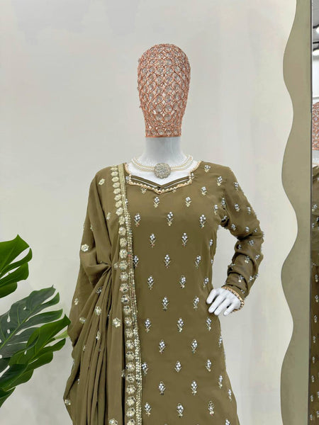 Pretty Georgette Rivet Moti Thread Work Ready Made Salwar Suit