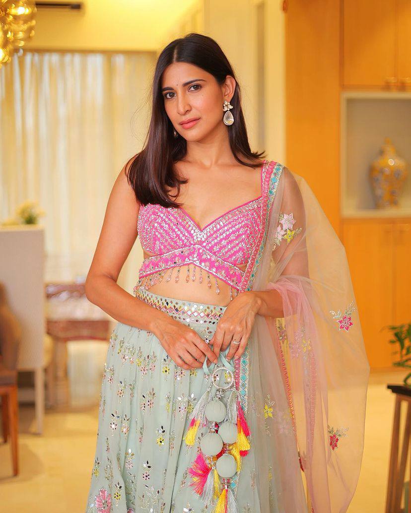 Wedding Wear Georgette Mirror Sequence Embroidered Work Lehenga Choli