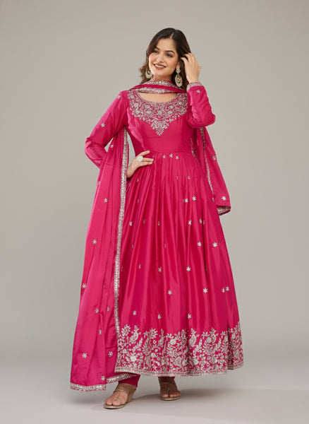 Exquisite American Silk Embroidered Gown Set