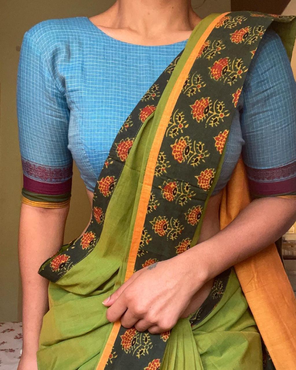 Green Color Cotton Saree With Blouse