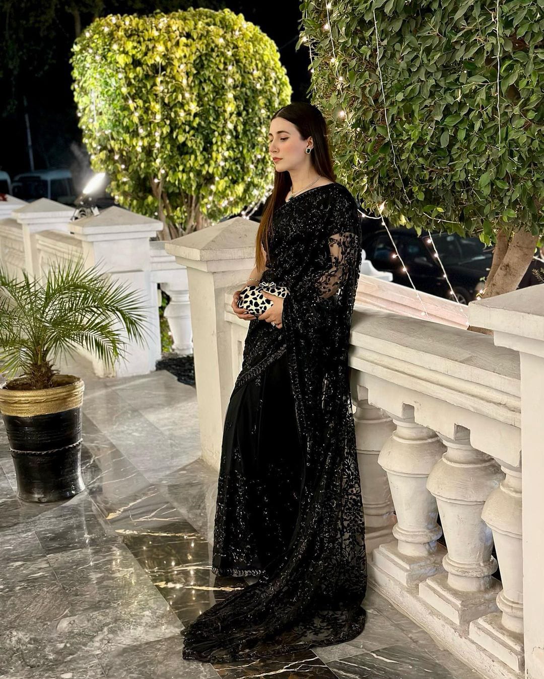 Latest Trending Net Embroidered Saree with Blouse
