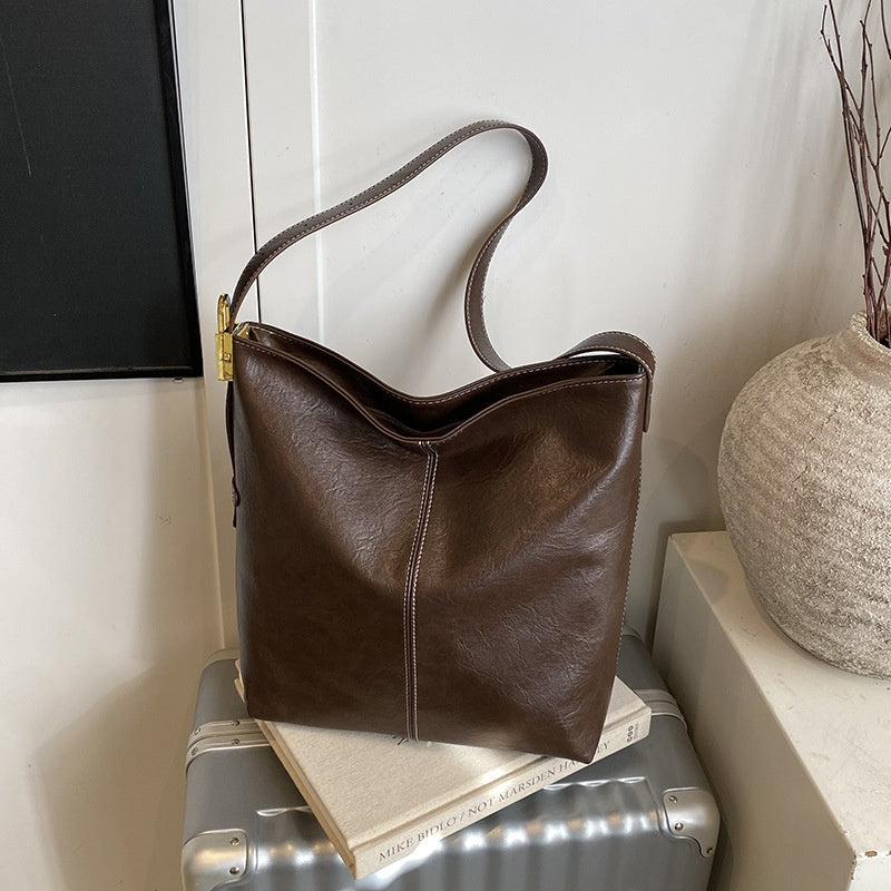 Large-capacity Textured Soft Leather Bag In A Korean-style Single-shoulder Design