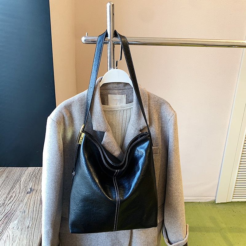 Large-capacity Textured Soft Leather Bag In A Korean-style Single-shoulder Design