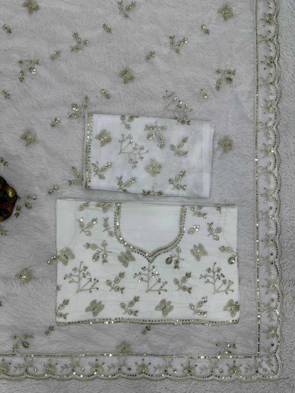 Beautiful Alia Designer Saree on Tabby Organza Silk with Thread & sequence and blouse