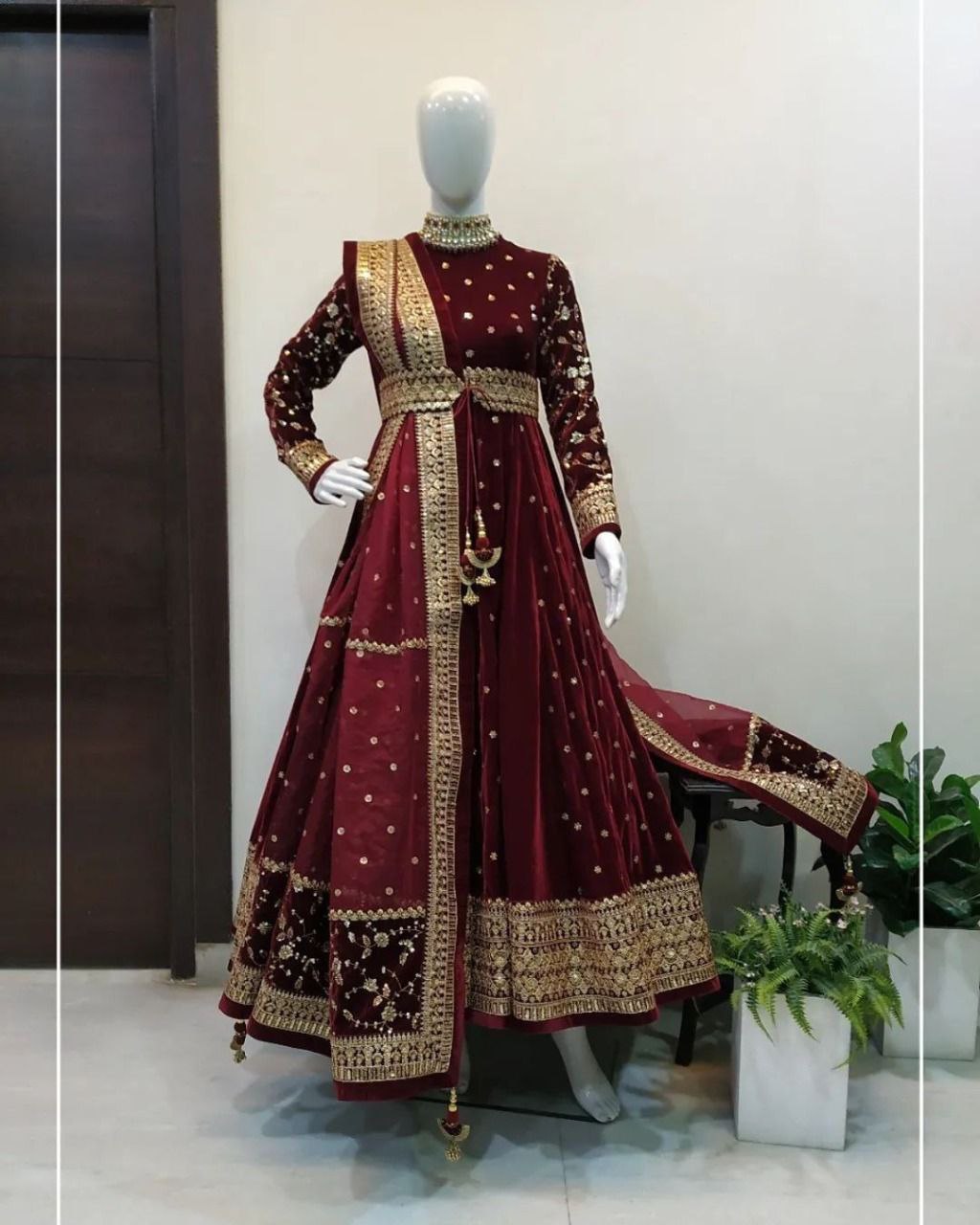 Velvet Anarkali for Women,indian Designer Anarkali Gown, Floor Length Velvet  Dress for Plus Size, Green Velvet Mehendi Outfit - Etsy