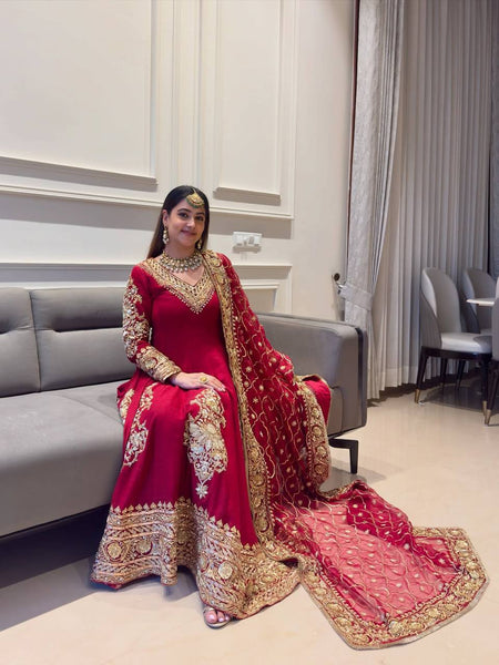 Exquisite Anarkali Suit Set – Faux Georgette with Sequence Embroidery