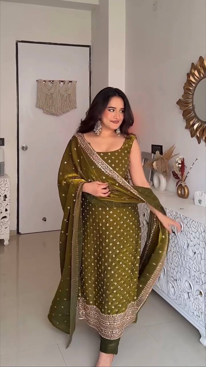 Heavy Fendy Silk Embroidered Suit Set