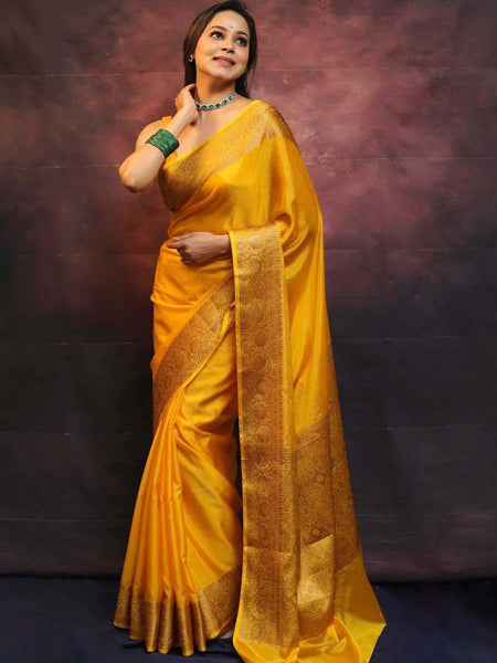 Reach Pallu Jacquard Saree For Women