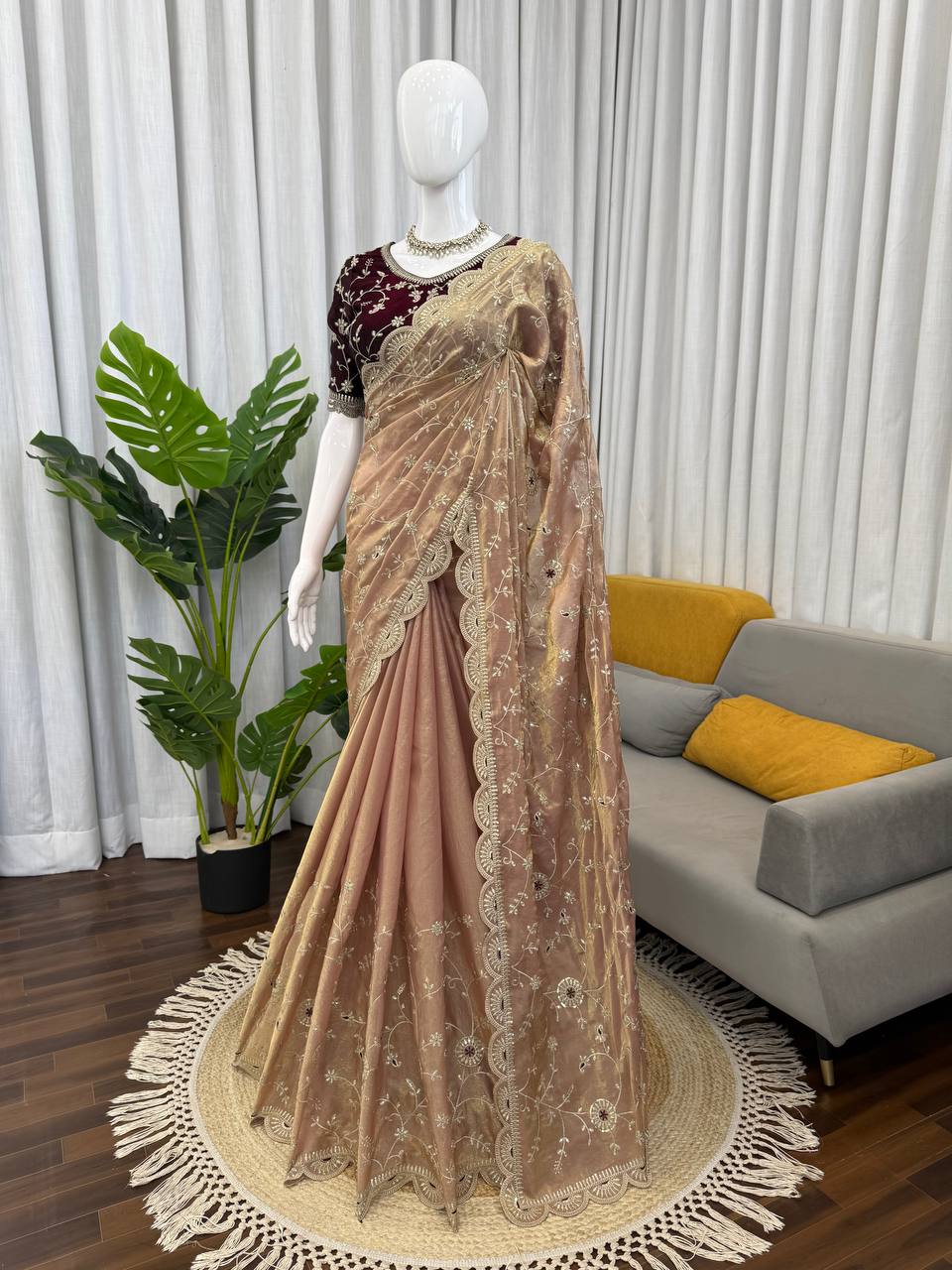 Exquisite Heavy Fendy Silk Saree with Intricate Embroidery