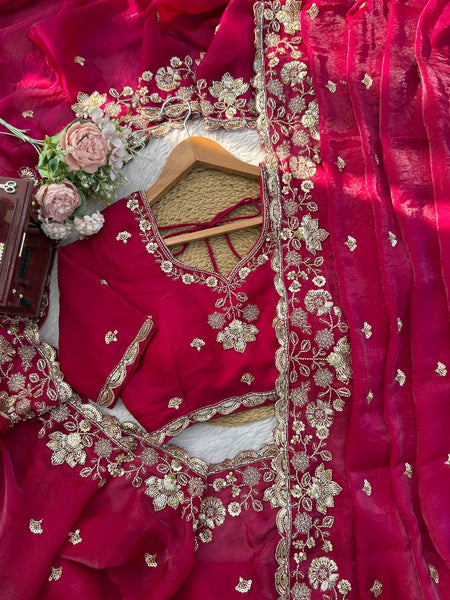 Exquisite Fendy Silk Saree with Heavy Beadwork
