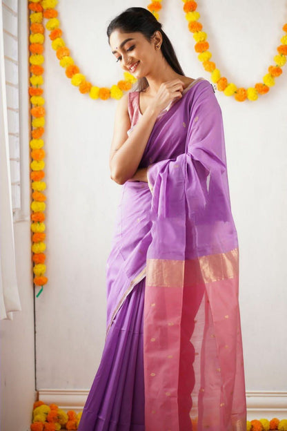 Elegant Soft Linen Slub Saree with Rich Jacquard Weave & Contrast Border Blouse