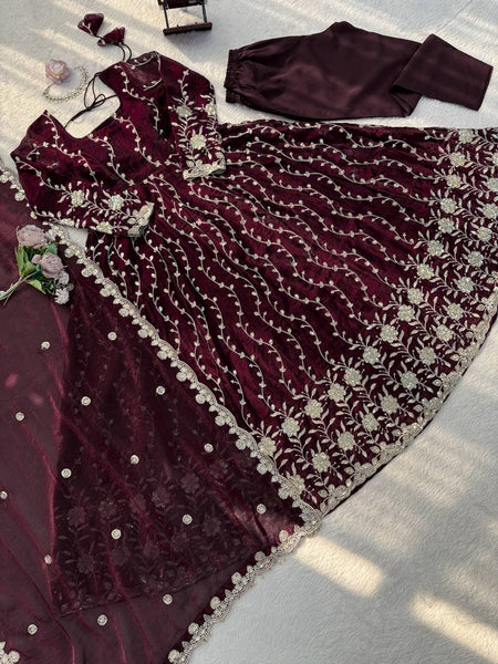 Elegant Fendy Silk Anarkali Set