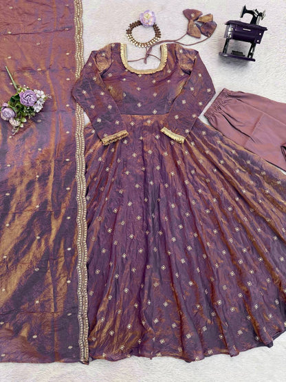 Exquisite Fendy Silk Gown Set