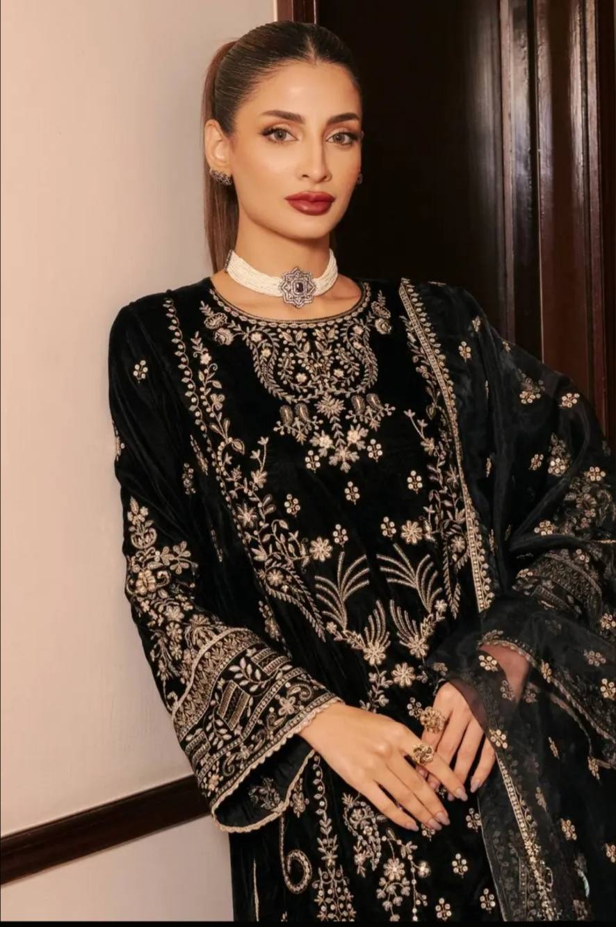 Exquisite Korean Satin Silk Embroidered Suit Set