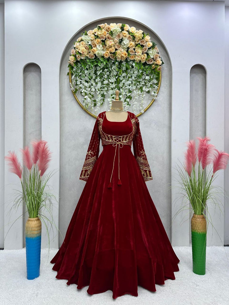 Bride Wedding Dress in Maroon Bridal Lehenga Frock #BN866 | Pakistani bridal  dresses, Brides wedding dress, Pakistani bridal dress