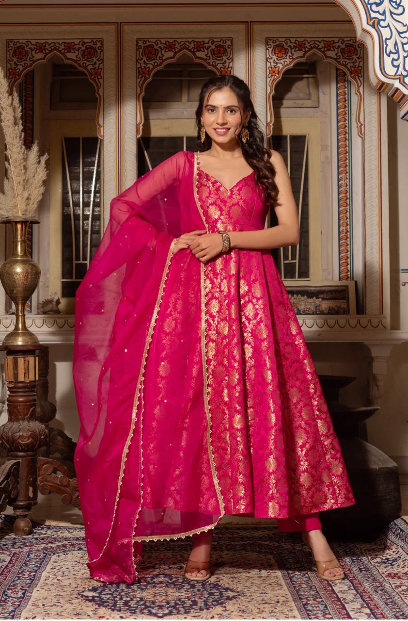 Rani Cclor Jacquard Anarkali Gown Dupatta Bottom Set