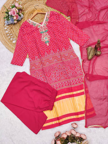Bandhani Print Chinon Salwar Kameez Set