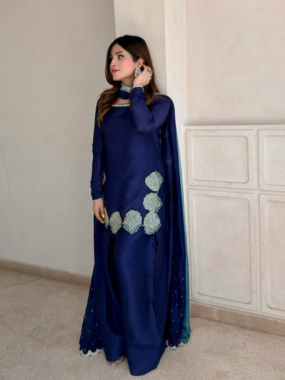 Heavy Crepe Silk Embroidered Farshi Salwar Suit Set