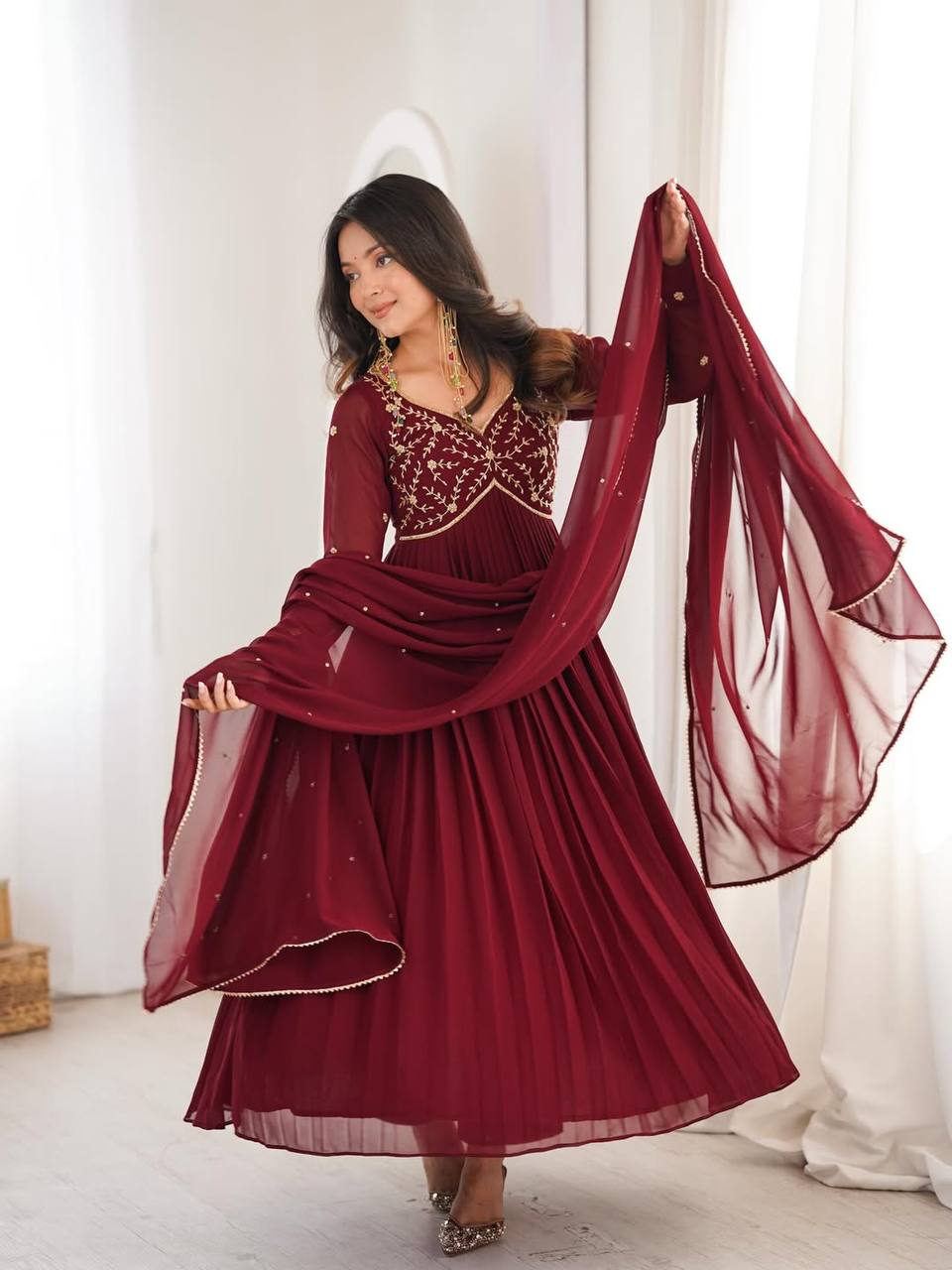 Elegant Faux Georgette Gown Set with Hand-Crafted Beading