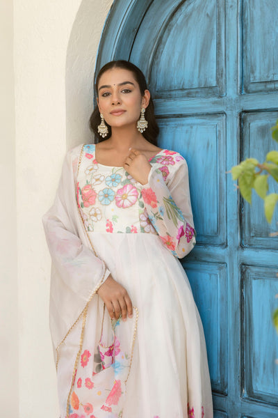 White Color Organza Silk Digital Printed Top Pent Dupatta