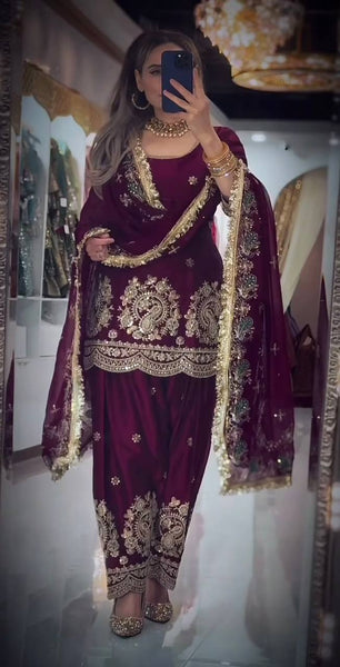 Heavy Fandy Crushi Silk Embroidered Salwar Suit Set