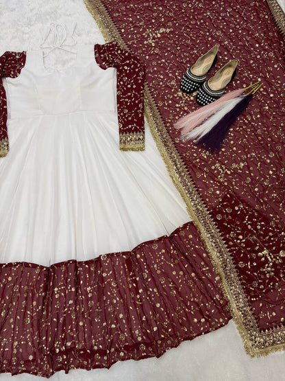 Exquisite Ethnic Maxi Anarkali Set