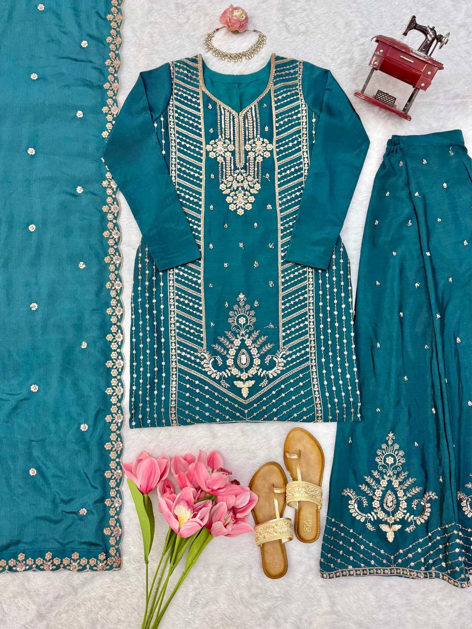 SP-107 teal Chinon silk suit skirt detail