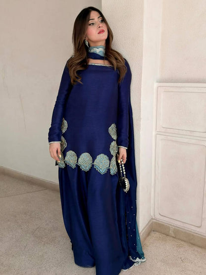 Heavy Crepe Silk Embroidered Farshi Salwar Suit Set