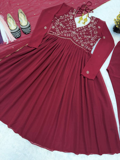 Elegant Faux Georgette Gown Set with Hand-Crafted Beading