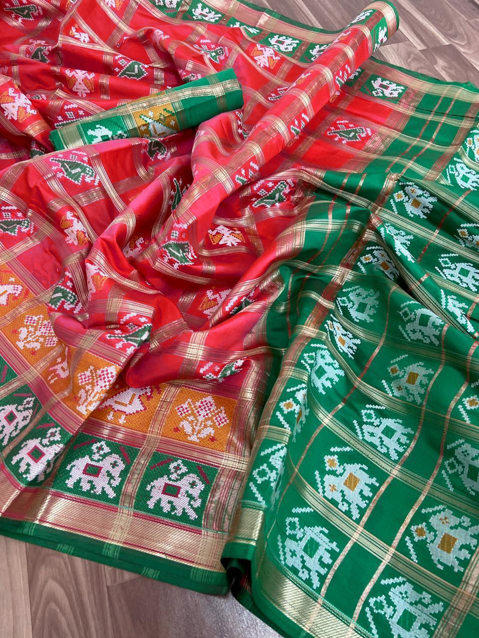 Comely Green Banarasi Patola With Zari Rich Pallu Designer Fancy Saree Online