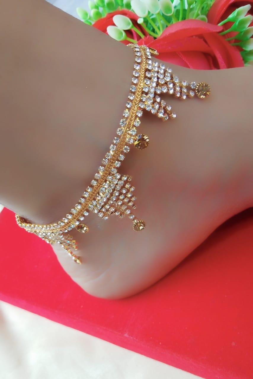Amazing White & Yellow Diamond Imitation Anklet Set Online