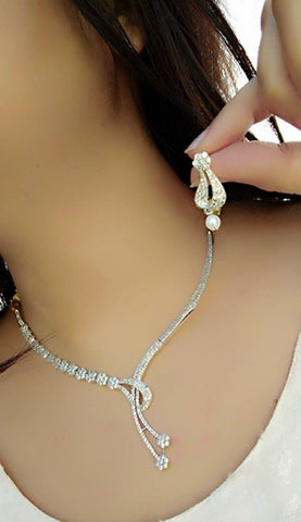 Mind-Blowing Silver American Diamond Sleek Necklace Set Online