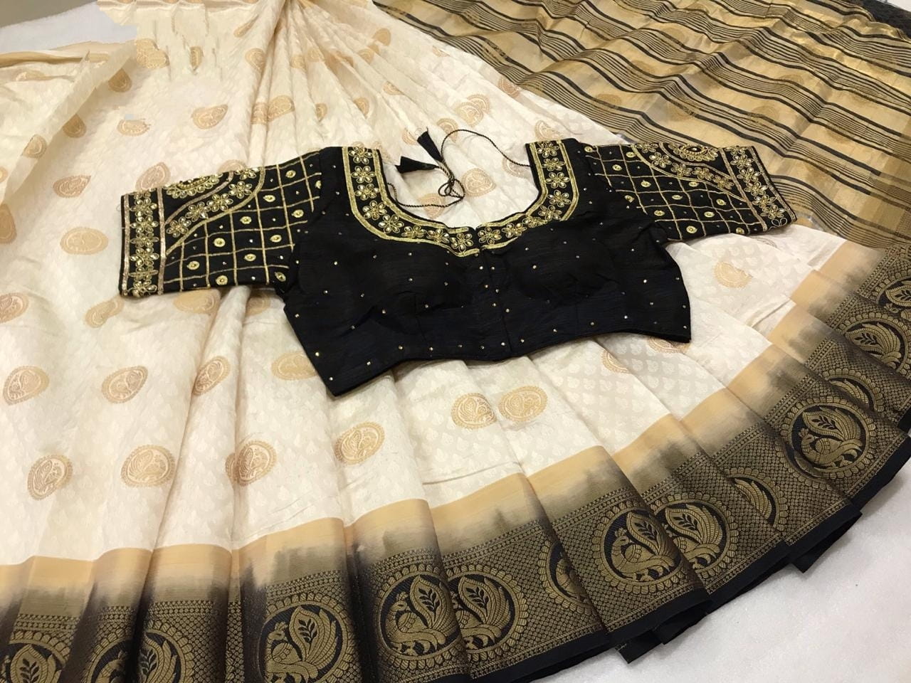 Super Cream & Black Kanjivaram Silk Zari Designer Saree Online & Ready Made Blouse