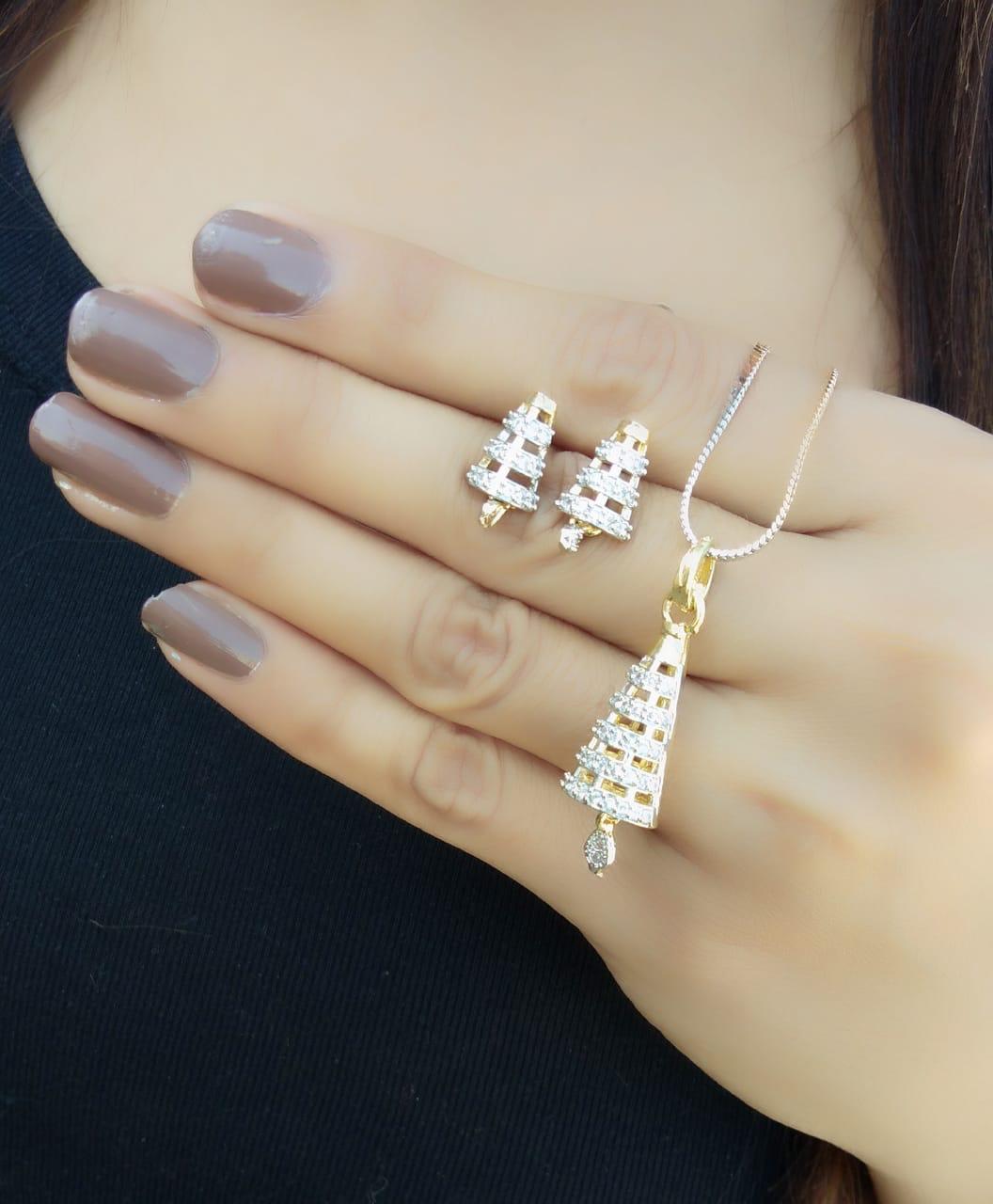 Tremendous White Diamond Imitation Necklace Design Set