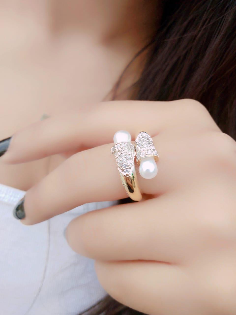 Beautiful White Diamond Golden Imitation Ring