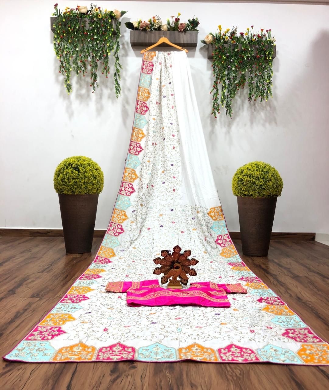 Pink color Dhola silk Designer Saree online for women