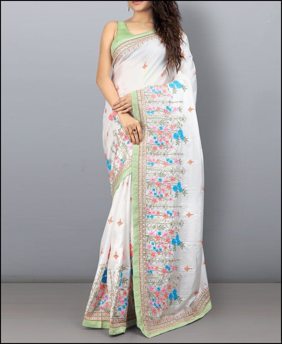 Fabulous White Silk Flower Design Embroidered Work Saree Blouse