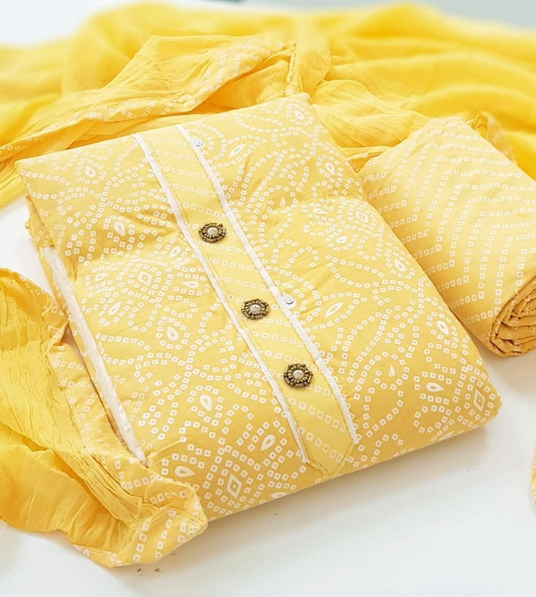 Trendy Yellow Color Dashing Chiffon Design Printed Salwar Kameez For Ladies