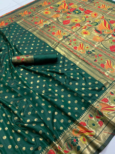Party Wear Dashing Green Color Stylish Silk Kanchipuram Golden Zari Weaving Design Saree Blouse For Women