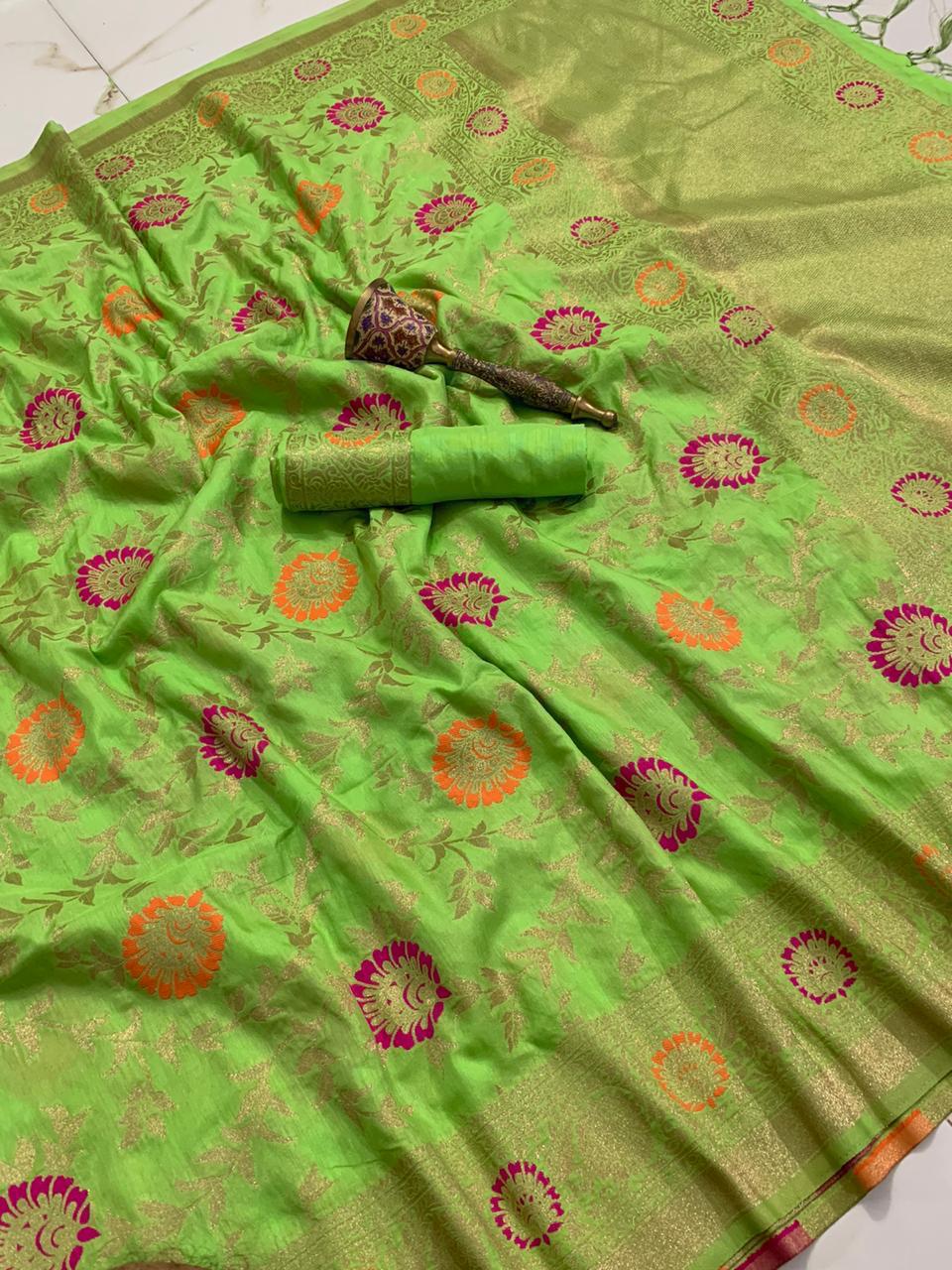 Mind-blowing Green Color Design Art Silk Zari Weaving Flower Printed Saree Blouse For Women