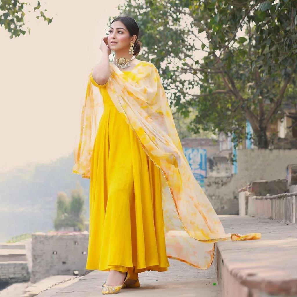 Slublime Yellow Color Georgette Plain Full Stitched Party Wear Gown Dupatta