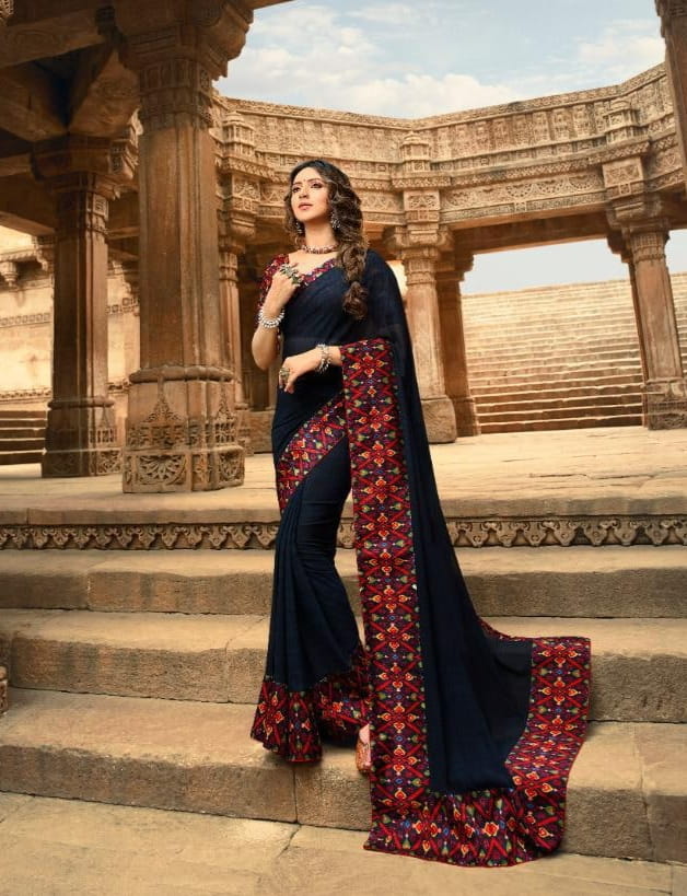 Hypnotic Black Color Printed Border Georgette Saree Blouse Function Wear