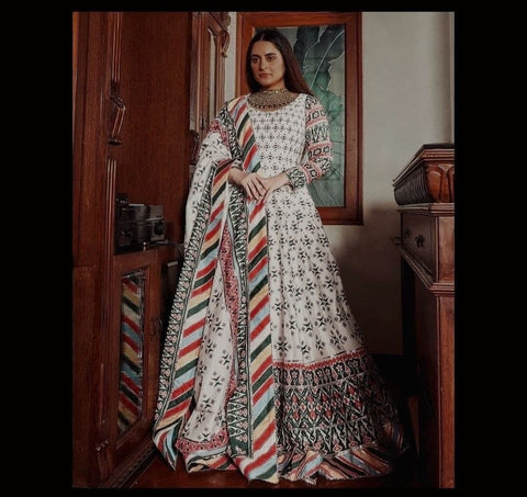 Blooming Off White Color Festive Wear Taffeta Digital Printed Ready Made Gown Dupatta