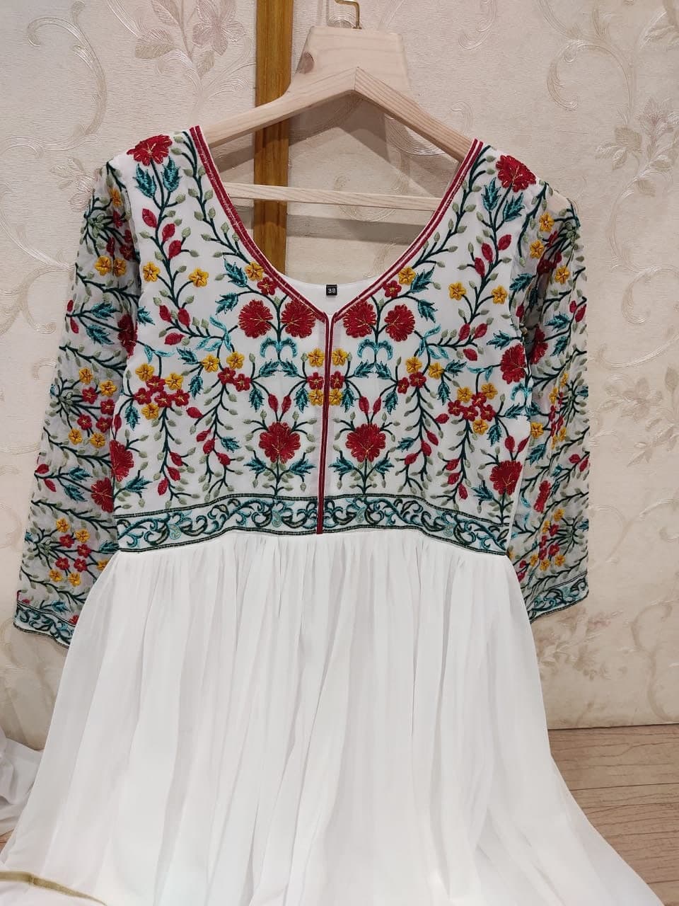 Jazzy White Color Embroidered Work Georgette Occasion Wear Gown