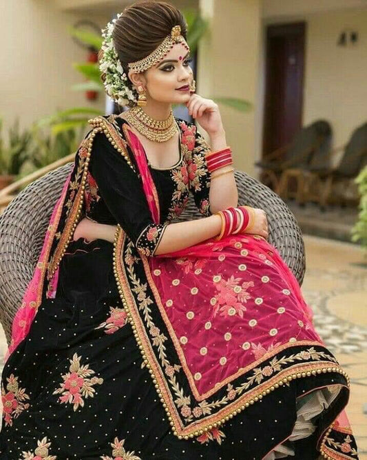 Black Color Diamond Machine Embroidered Work Velvet Tapeta Designer Latest Design Lehenga Choli