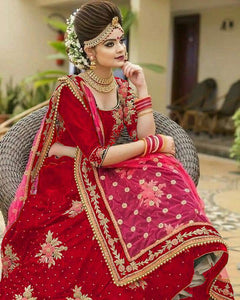 Party Wear Red Color Fancy Velvet Tapeta Embroidered Machine Diamond Work Latest Design Lehenga Choli