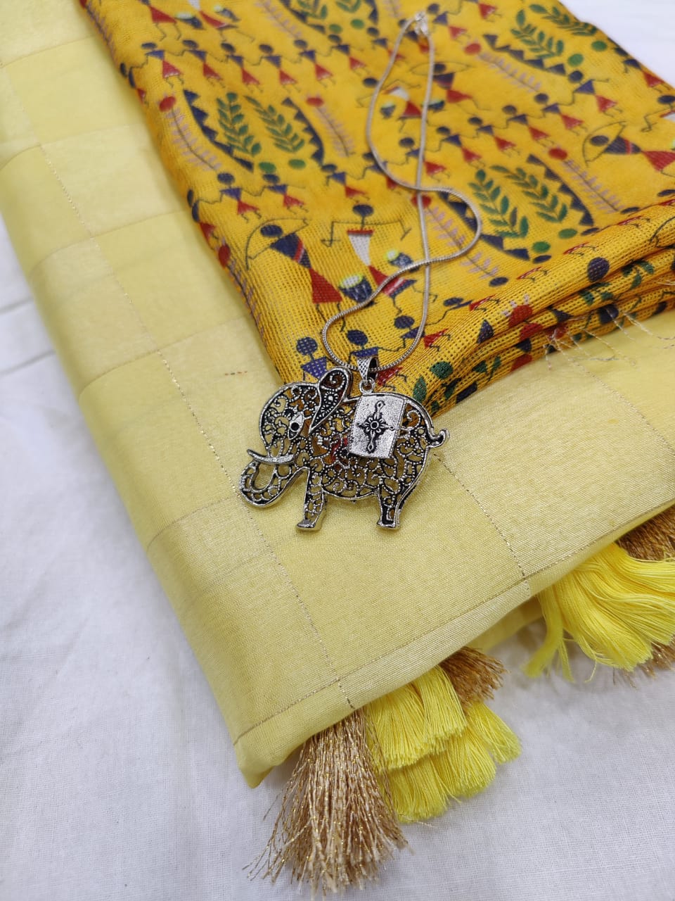 Party Wear Light Yellow Color Designer Checked Satin Tasser Silk Zari Weaving Temple Border Designer Saree Blouse