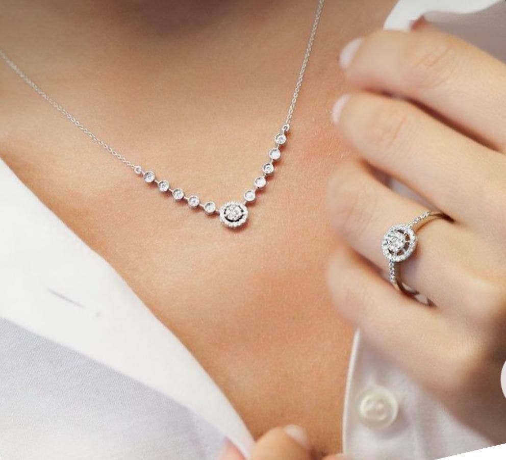 Unique White Color Party Wear Silver Artifical Diamond Necklace Set