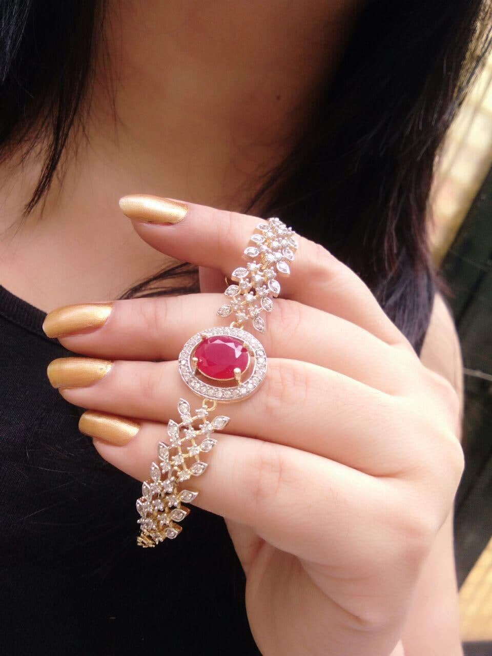 Preferable Imitation Golden Plated White Color American Diamond Bracelet